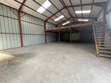 Location divers Ussel 19200 Corrèze 200 m2  672 euros
