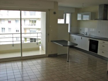 Location appartement Rennes 35000 Ille-et-Vilaine 74 m2 3 pièces 945 euros