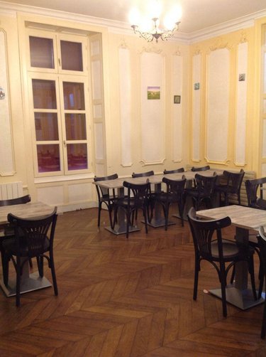 Fonds et murs commerciaux a vendre Bélâbre 36370 Indre  95400 euros