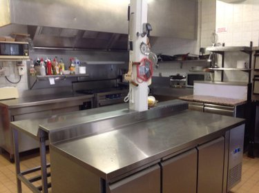 Fonds et murs commerciaux a vendre Bélâbre 36370 Indre  95400 euros