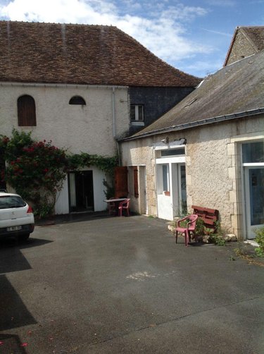 Fonds et murs commerciaux a vendre Bélâbre 36370 Indre  95400 euros