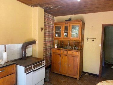 Maison a vendre Lavigerie 15300 Cantal 5 pièces 45000 euros