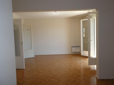 Location appartement Nogent-le-Rotrou 28400 Eure-et-Loir 72 m2 4 pièces 588 euros