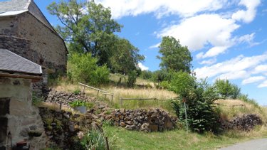 Maison a vendre Laveissenet 15300 Cantal 98 m2 3 pièces 233200 euros