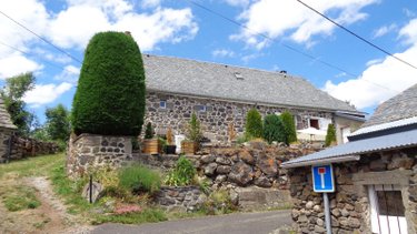 Maison a vendre Laveissenet 15300 Cantal 98 m2 3 pièces 233200 euros