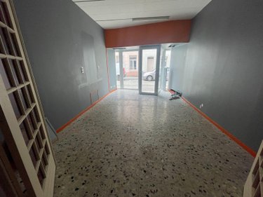 Location fonds et murs commerciaux Saint-Pol-sur-Ternoise 62130 Pas-de-Calais 29 m2  330 euros