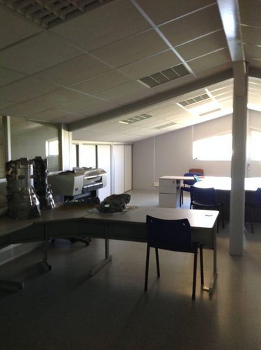 Fonds et murs commerciaux a vendre Argenton-sur-Creuse 36200 Indre  318000 euros