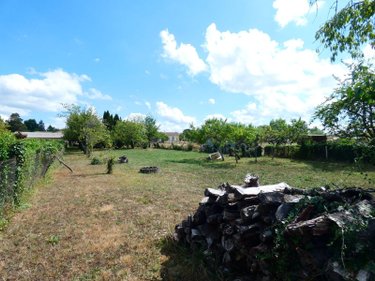 Terrain a batir a vendre Rochechouart 87600 Haute-Vienne 1714 m2  30240 euros