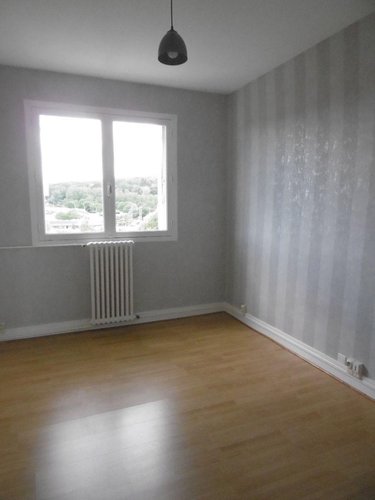 Location appartement Nogent-le-Rotrou 28400 Eure-et-Loir 65 m2  610 euros