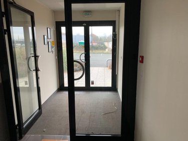 Fonds et murs commerciaux a vendre Châteaudun 28200 Eure-et-Loir 607 m2  291000 euros