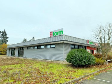 Fonds et murs commerciaux a vendre Châteaudun 28200 Eure-et-Loir 607 m2  291000 euros
