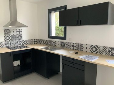 Location maison Franqueville-Saint-Pierre 76520 Seine-Maritime 103 m2 5 pièces 1300 euros