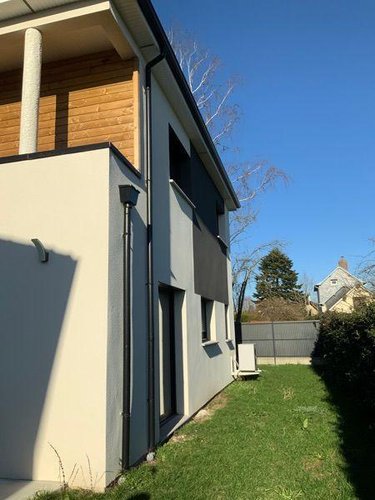 Location maison Franqueville-Saint-Pierre 76520 Seine-Maritime 103 m2 5 pièces 1300 euros