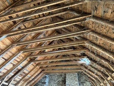 Divers a vendre Laveissière 15300 Cantal 80 m2  13000 euros