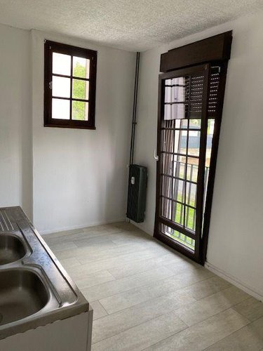 Appartement a vendre Fismes 51170 Marne 77 m2 3 pièces 65000 euros