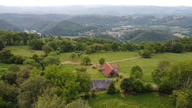 Bien agricole a vendre Sarroux - Saint Julien 19110 Corrèze  488800 euros