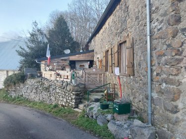 Maison a vendre Marcenat 15190 Cantal 122 m2 5 pièces 90000 euros