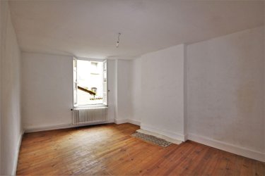 Immeuble a vendre Villefranche-de-Rouergue 12200 Aveyron 200 m2  148000 euros