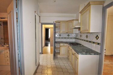 Immeuble a vendre Villefranche-de-Rouergue 12200 Aveyron 200 m2  155700 euros