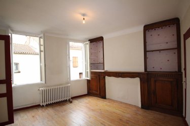 Immeuble a vendre Villefranche-de-Rouergue 12200 Aveyron 200 m2  155700 euros