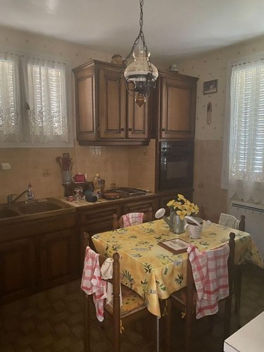 Maison a vendre Pleaux 15700 Cantal 100 m2  90100 euros