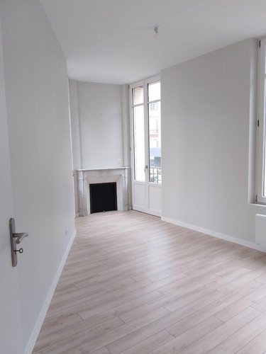 Location appartement Soissons 02200 Aisne 79 m2 4 pièces 900 euros