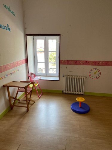 Immeuble a vendre Coray 29370 Finistère 350 m2  106000 euros