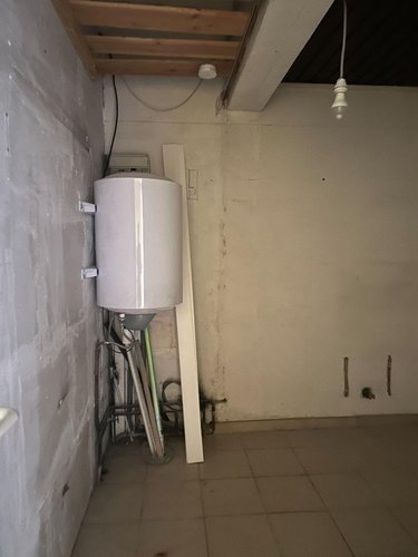 Location fonds et murs commerciaux Pessac 33600 Gironde 242 m2  960 euros