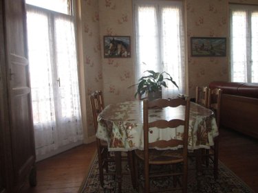 Maison a vendre Crécy-sur-Serre 02270 Aisne 240 m2 10 pièces 196000 euros