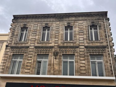 Fonds et murs commerciaux a vendre Le Bouscat 33110 Gironde 204 m2  682500 euros