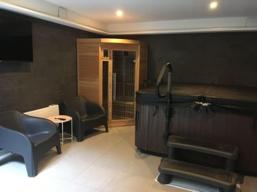 Immeuble a vendre Bergues 59380 Nord 148 m2  275600 euros