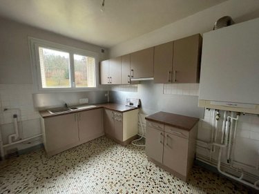 Location appartement Ussel 19200 Corrèze 70 m2 3 pièces 565 euros