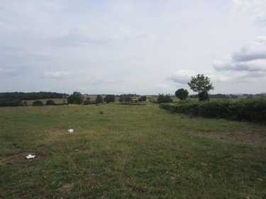 Bien agricole a vendre Saint-Pierre-de-Varennes 71670 Saône-et-Loire  42400 euros
