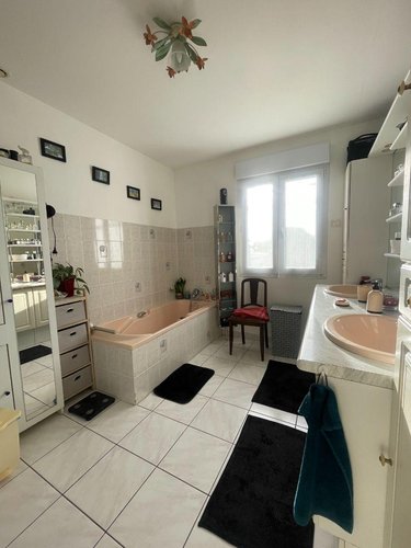 Location maison Beaumont-les-Autels 28480 Eure-et-Loir 170 m2  800 euros