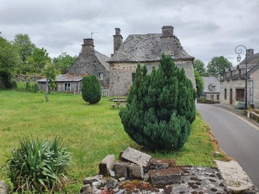 Maison a vendre Moussages 15380 Cantal 70 m2  37100 euros