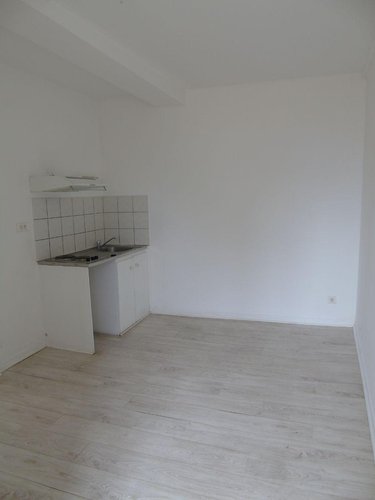 Location appartement Avallon 89200 Yonne 47 m2 2 pièces 400 euros
