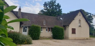 Location immeuble de rapport Forges-les-Eaux 76440 Seine-Maritime 249 m2  2640 euros