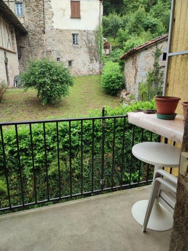 Maison a vendre Laroquebrou 15150 Cantal 70 m2  68900 euros