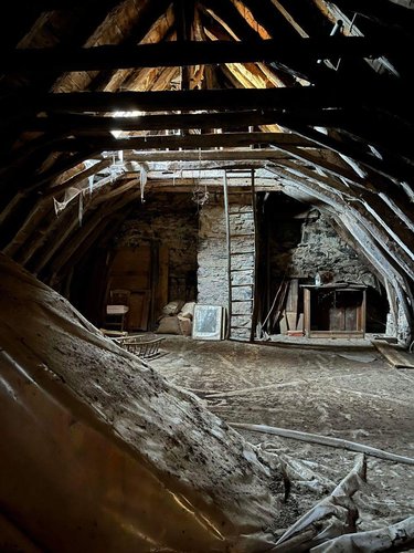 Maison a vendre Anglards-de-Salers 15380 Cantal 110 m2  53000 euros
