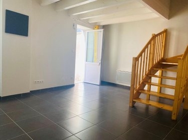 Location appartement Mâcon 71000 Saône-et-Loire 50 m2 2 pièces 460 euros