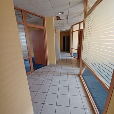 Fonds et murs commerciaux a vendre Saint-Pol-de-Léon 29250 Finistère 116 m2  157500 euros