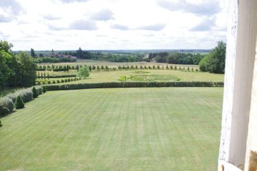 propriete a vendre Sorges-et-Ligueux-en-Périgord 24420 Dordogne 900 m2 14 pièces 1144000 euros