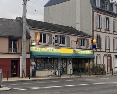 Fonds et murs commerciaux a vendre Chartres 28000 Eure-et-Loir 92 m2  248400 euros