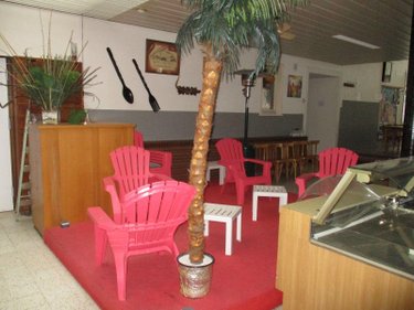 Fonds et murs commerciaux a vendre Saint-Jans-Cappel 59270 Nord 1471 m2  364000 euros