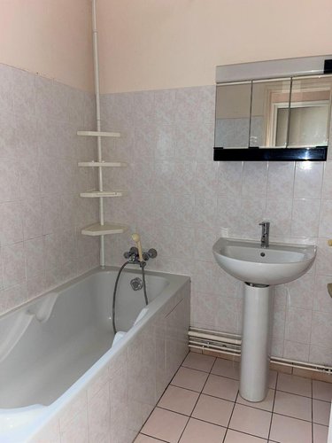 Location appartement Avallon 89200 Yonne 69 m2 3 pièces 555 euros