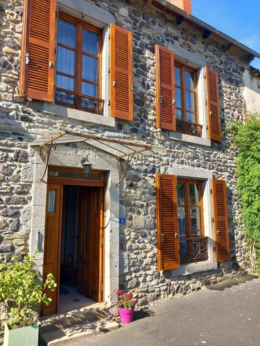 Maison a vendre Peyrusse 15170 Cantal 155 m2 5 pièces 85000 euros