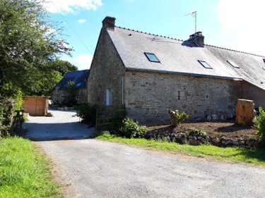 propriete a vendre Neulliac 56300 Morbihan 510 m2 22 pièces 570000 euros