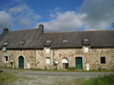 Maison a vendre Noyal-Pontivy 56920 Morbihan 204 m2 10 pièces 168000 euros