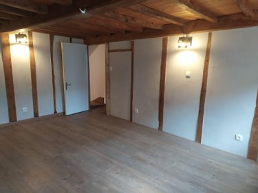 Location maison Caëstre 59190 Nord 93 m2  763 euros