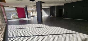 Fonds et murs commerciaux a vendre Dunkerque 59140 Nord 266 m2  330000 euros